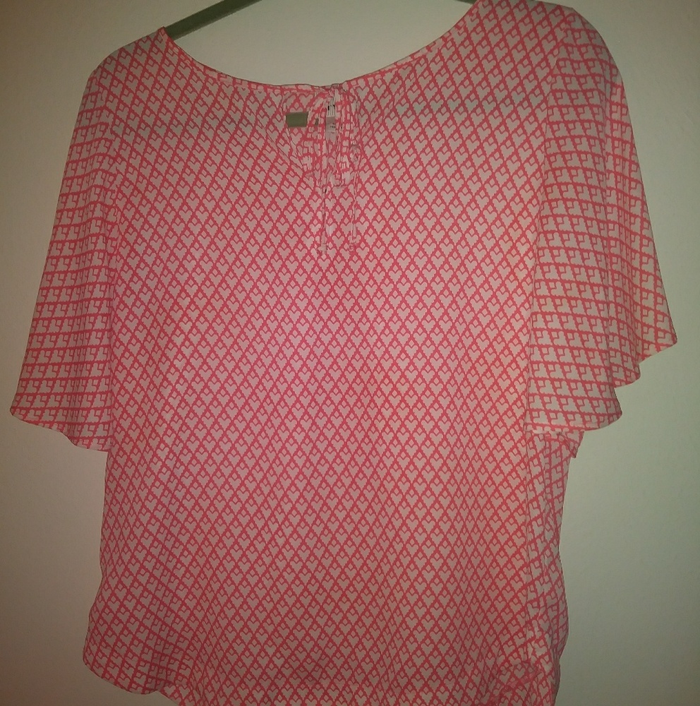 Beautiful Shear Flowing Top